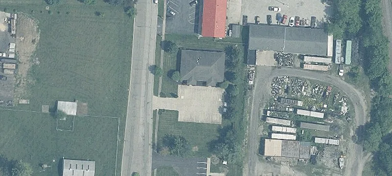 32 Miller Ave
