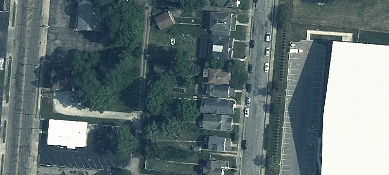 1115 Lowry Ave
