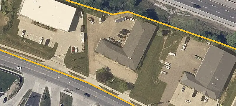 10670 Royalton Rd