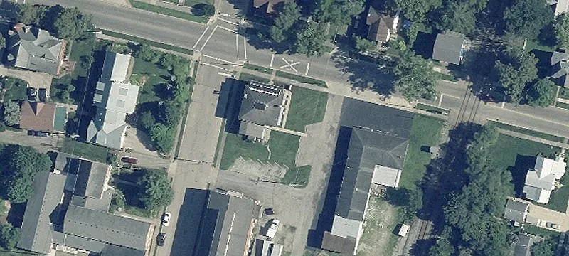 306 Linden Ave