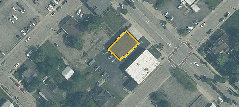 377 Main St