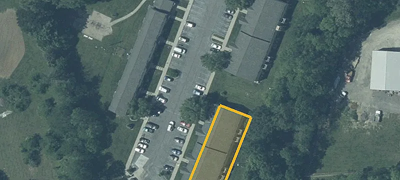 133 Maple Ave