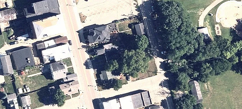 30 Miami St