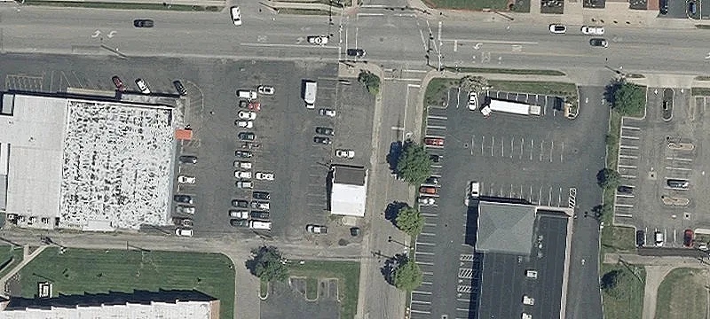 369 Main St