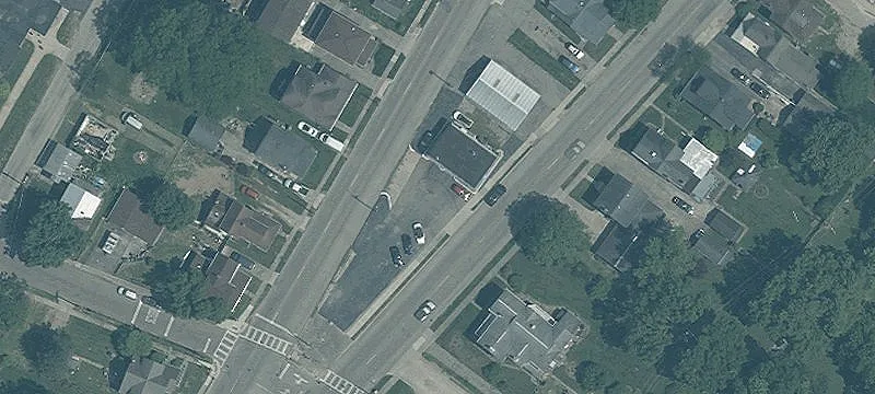 939 Main St