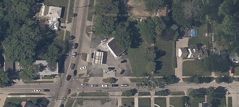 5075 Lee Rd