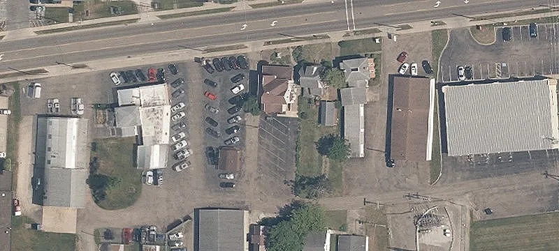 908 Main St
