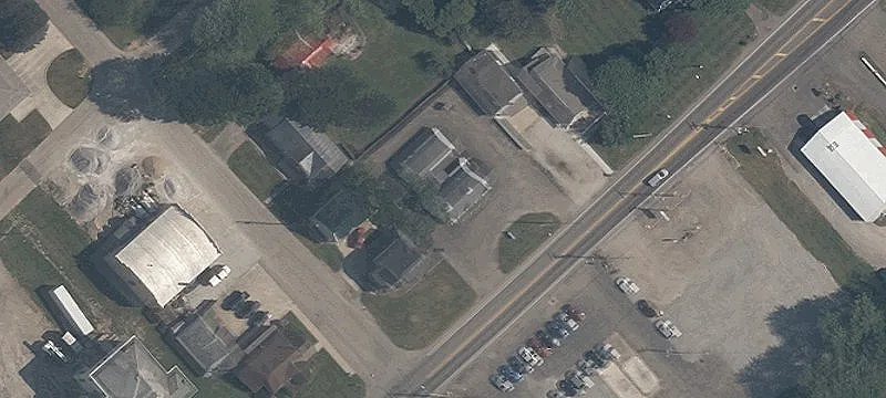 1004 Lincolnway