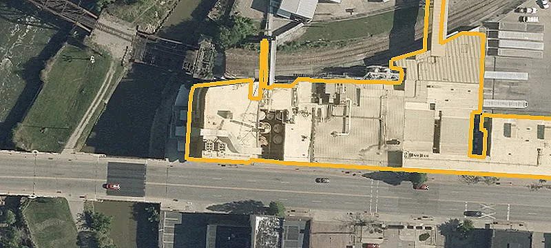 7 Main St