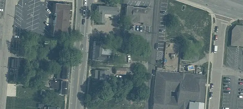 40 Main St