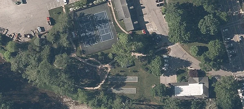 1470 Chagrin Riv Rd