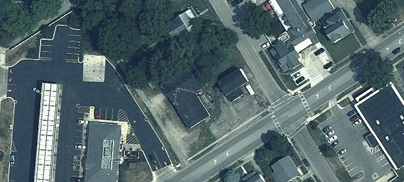 172 Main St
