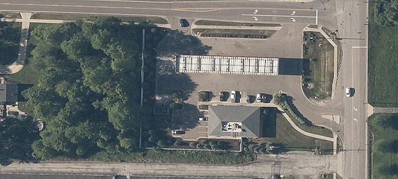 7966 Darrow Rd