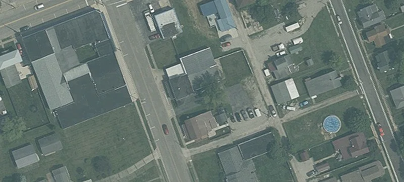 28 Main St