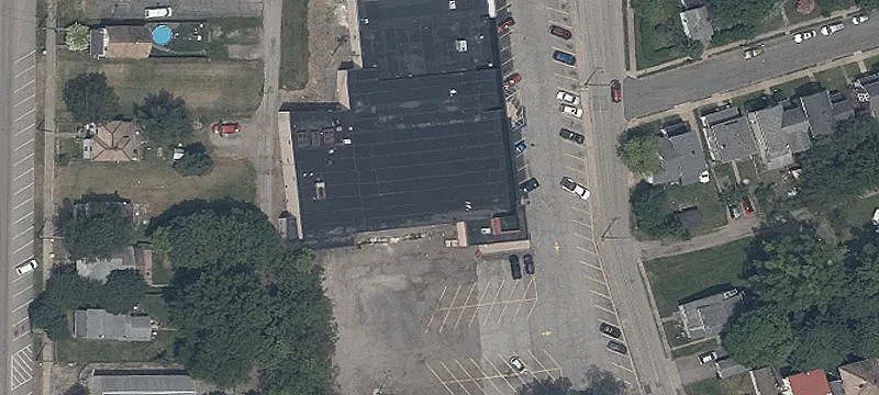 423 Lundy Ave