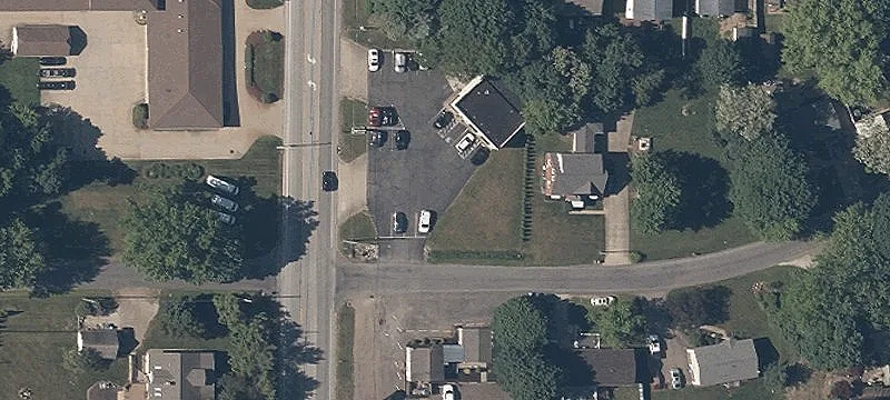 2957 Main St