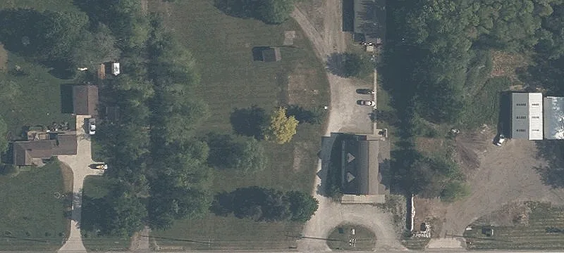 15698 Mayfield Rd