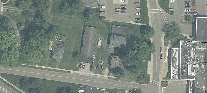 619 Iron Ave