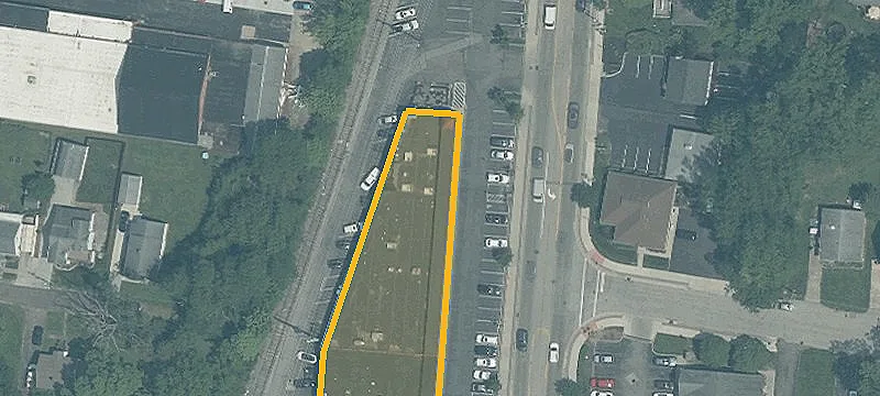 9733 Kenwood Rd, Unit 9749