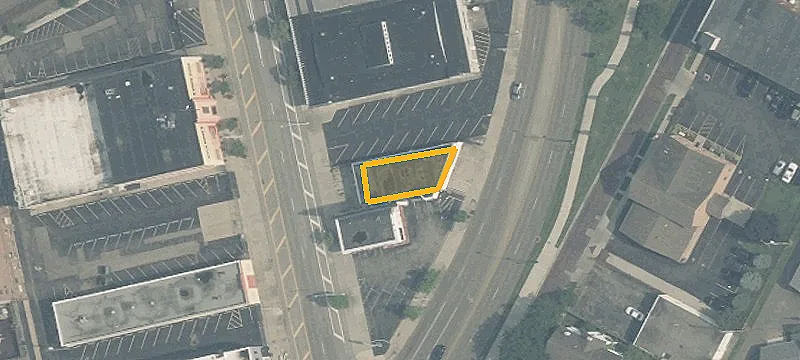 323 Patterson Blvd