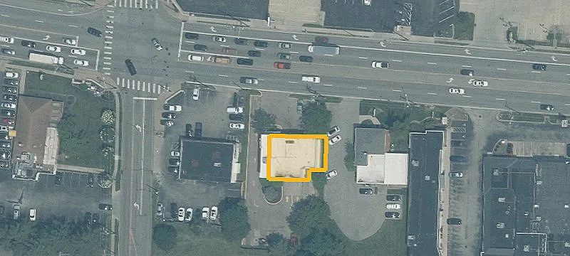 8395 Beechmont Ave
