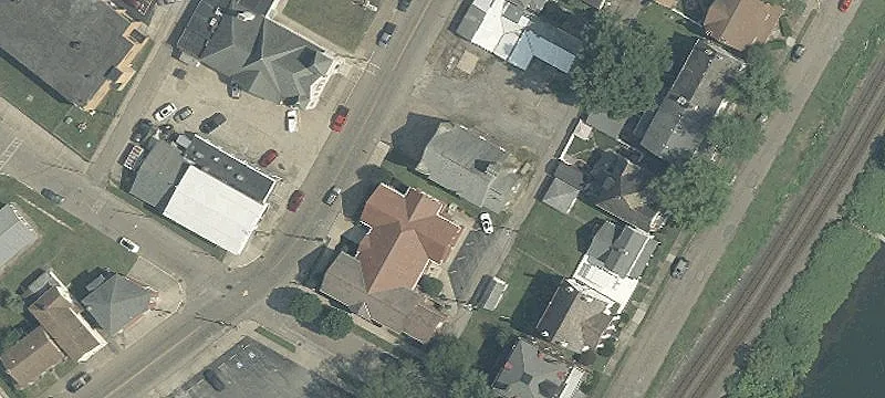 834 Main St