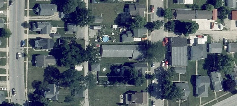 221 Pne St