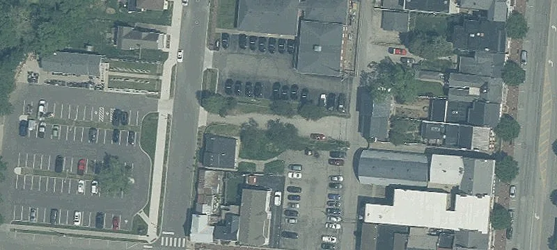 16 Sycamore St