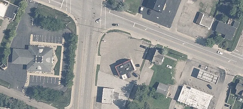553 Main St