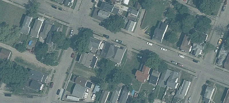 713 Sycamore St