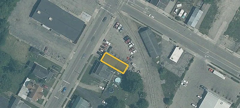 600 Main St