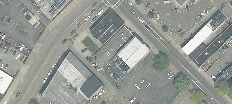 232 Tuscarawas Ave