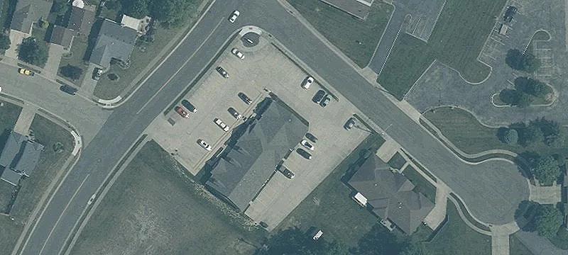 300 Edgewood Dr