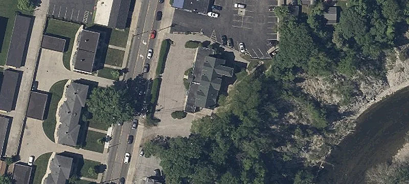2639 Wooster Rd
