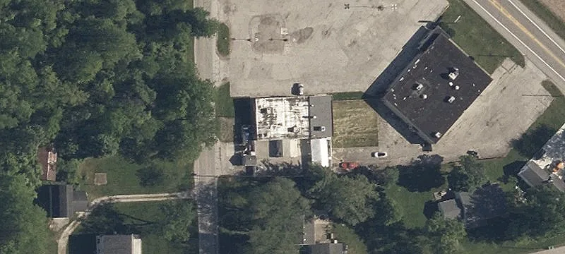 5118 Woodville Rd