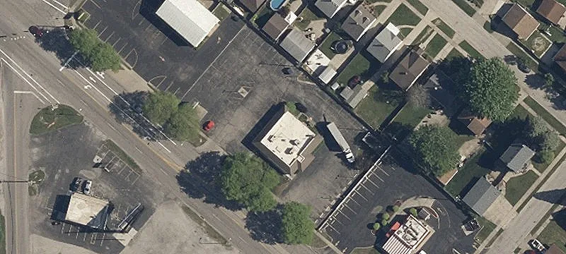 2325 Woodville Rd