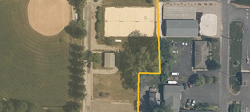 8572 Mayfield Rd