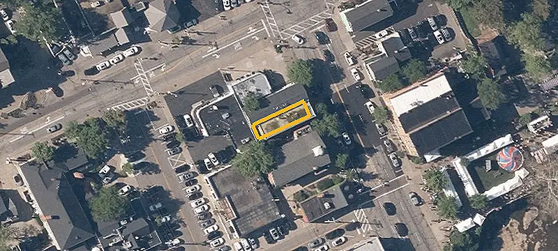 89 Main St