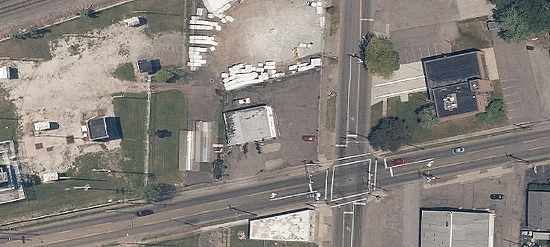 1901 Navarre SW Rd