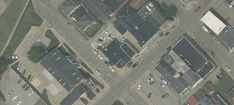 115 4th St