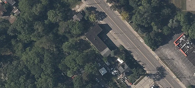 386 Broadway Ave
