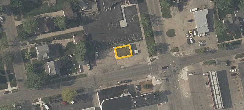 110 Oak St