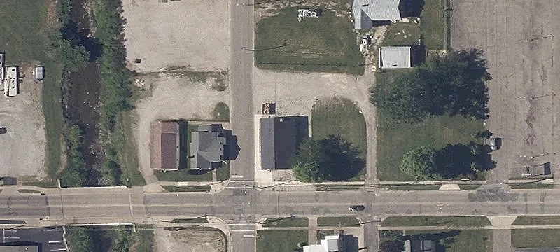 15 Whitney Ave