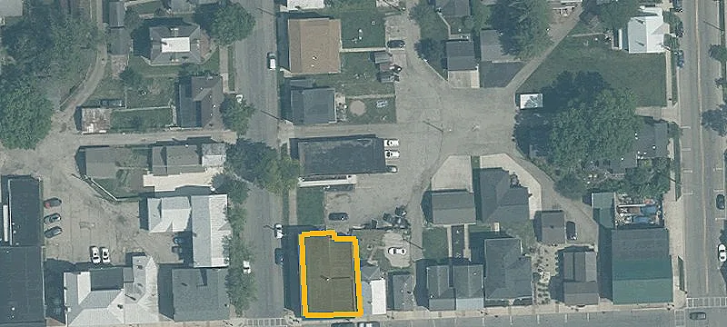 120 Main St