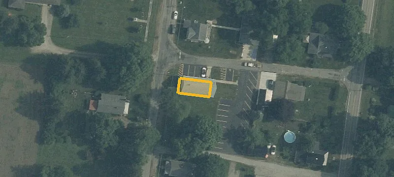 3832 Main St