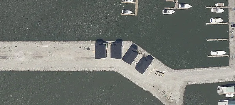  Port