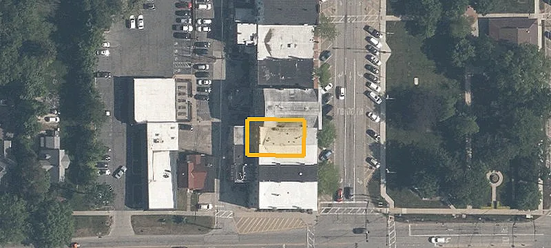121 Main St