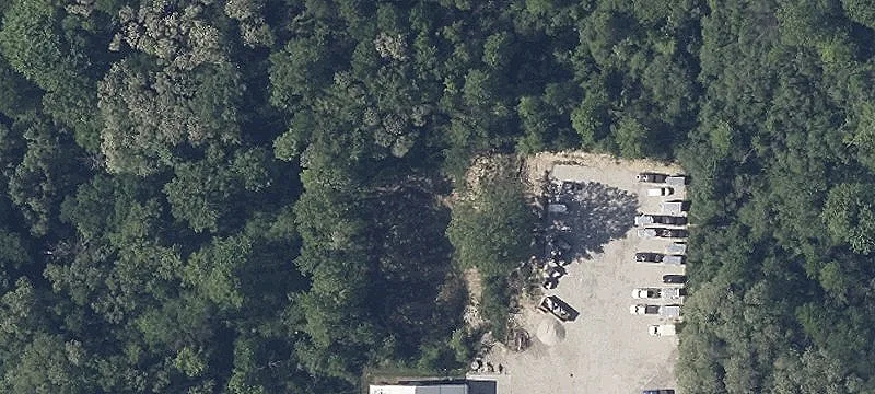 1213 Medina Rd