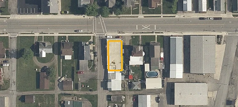 121 Main St
