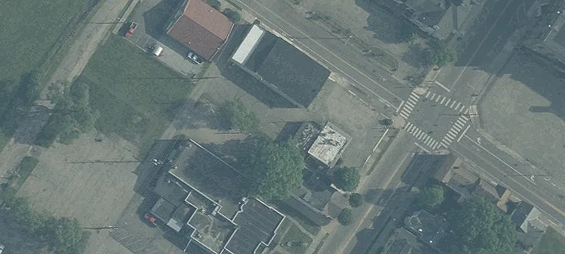 100 Main St